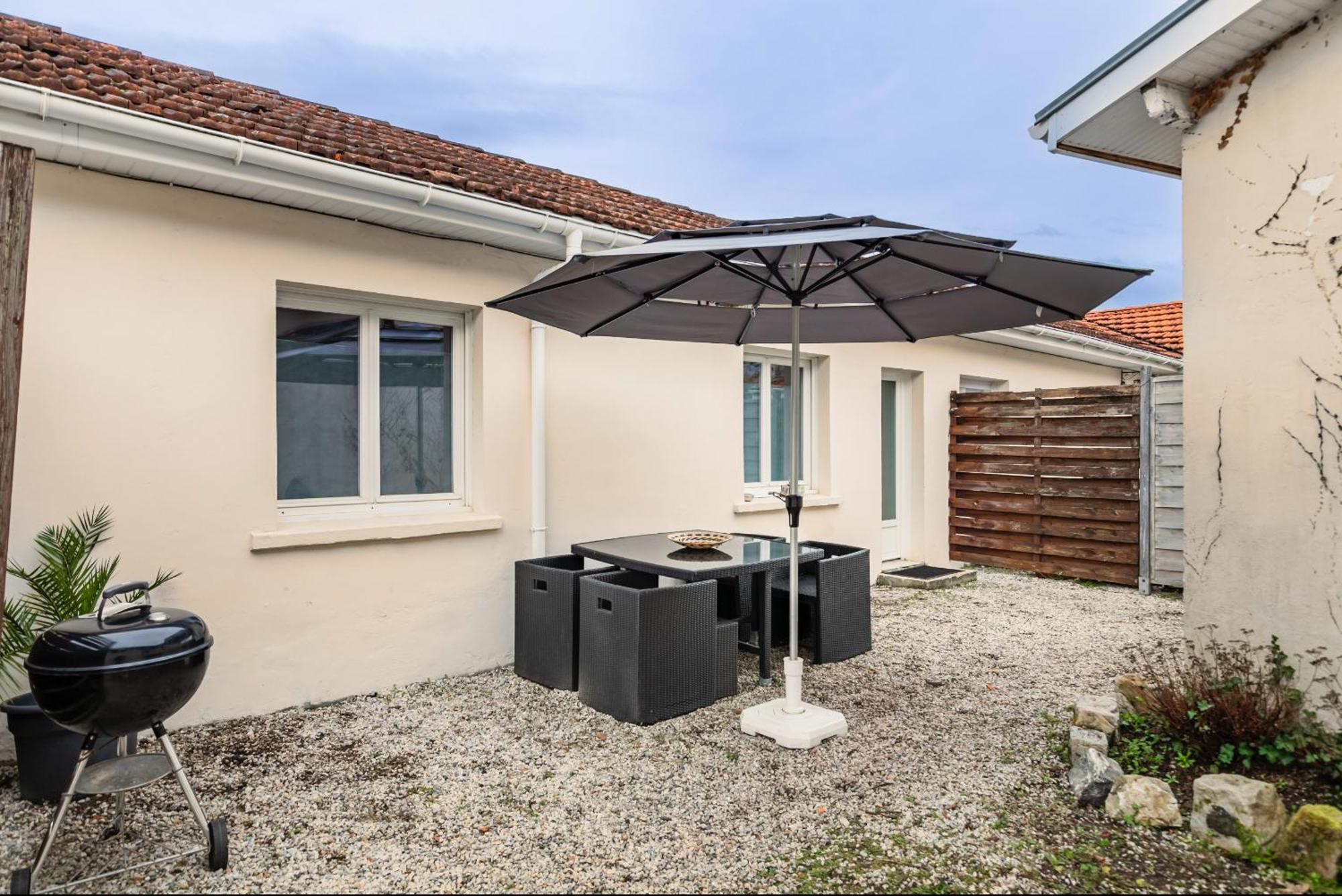 Maisonnette Jardin Merignac Villa Luaran gambar